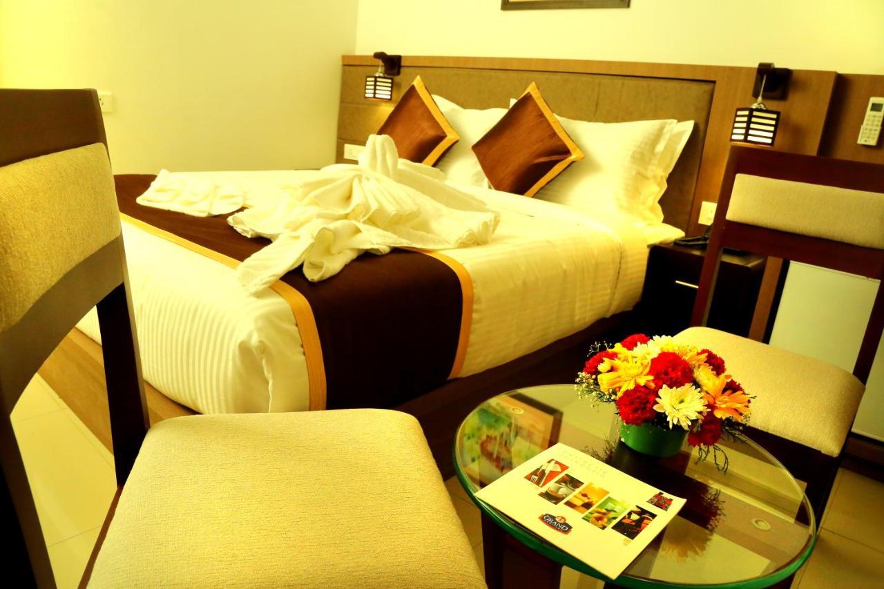 Hotel De Grand Calicut Eksteriør billede
