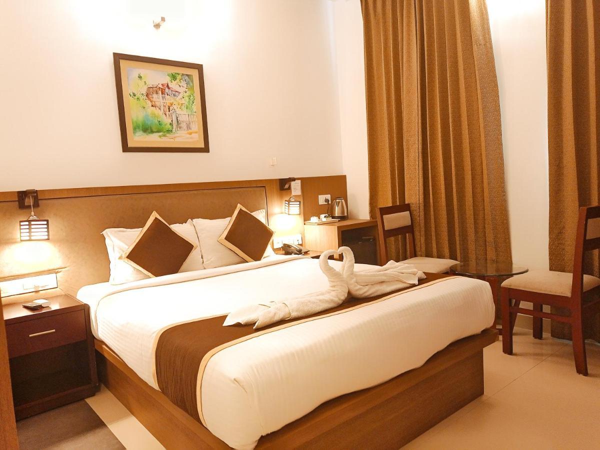 Hotel De Grand Calicut Eksteriør billede