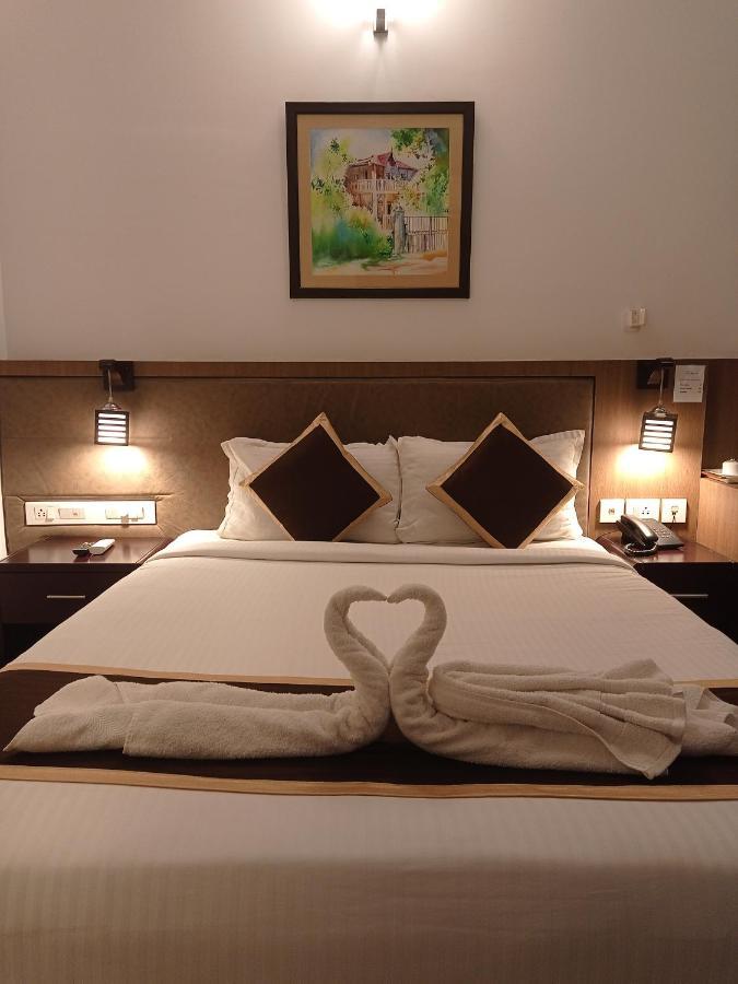 Hotel De Grand Calicut Eksteriør billede