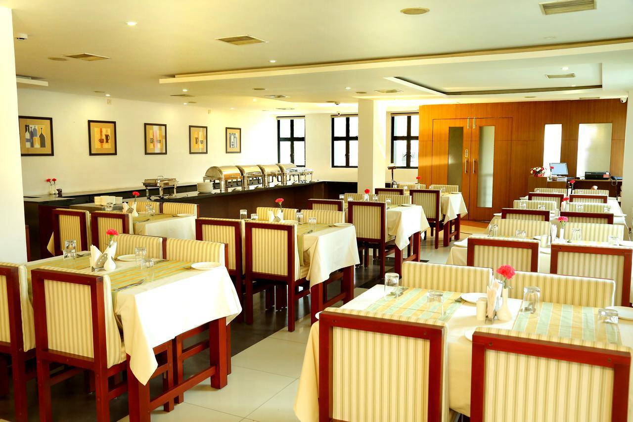 Hotel De Grand Calicut Eksteriør billede